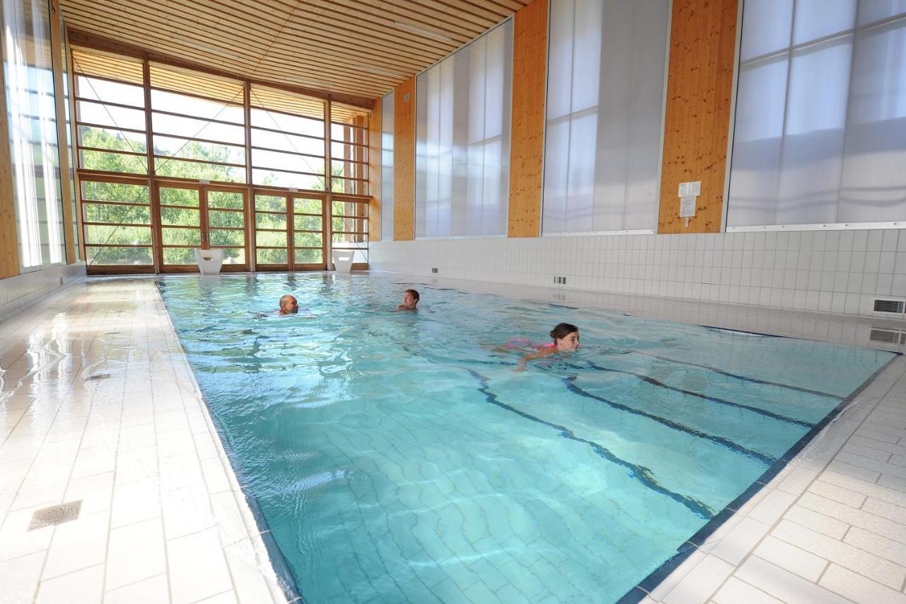 Camping Des Lacs*** Villa Celles-sur-Plaine Esterno foto